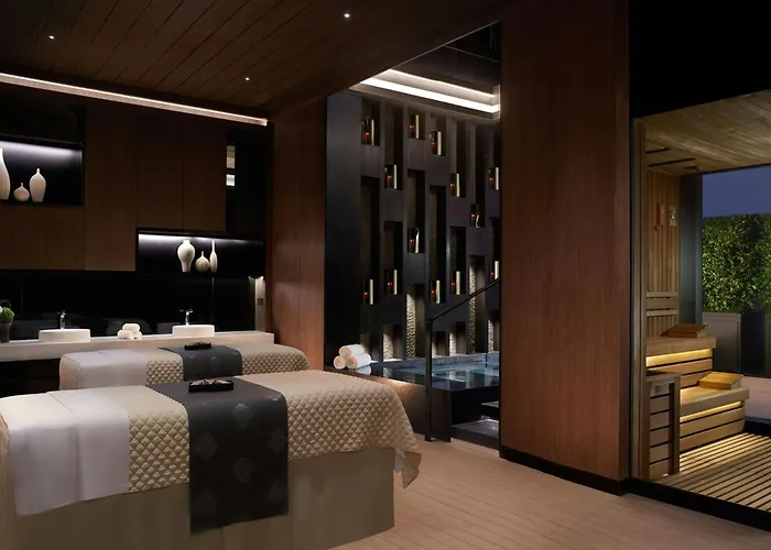 The Ritz-Carlton, Xi\'An